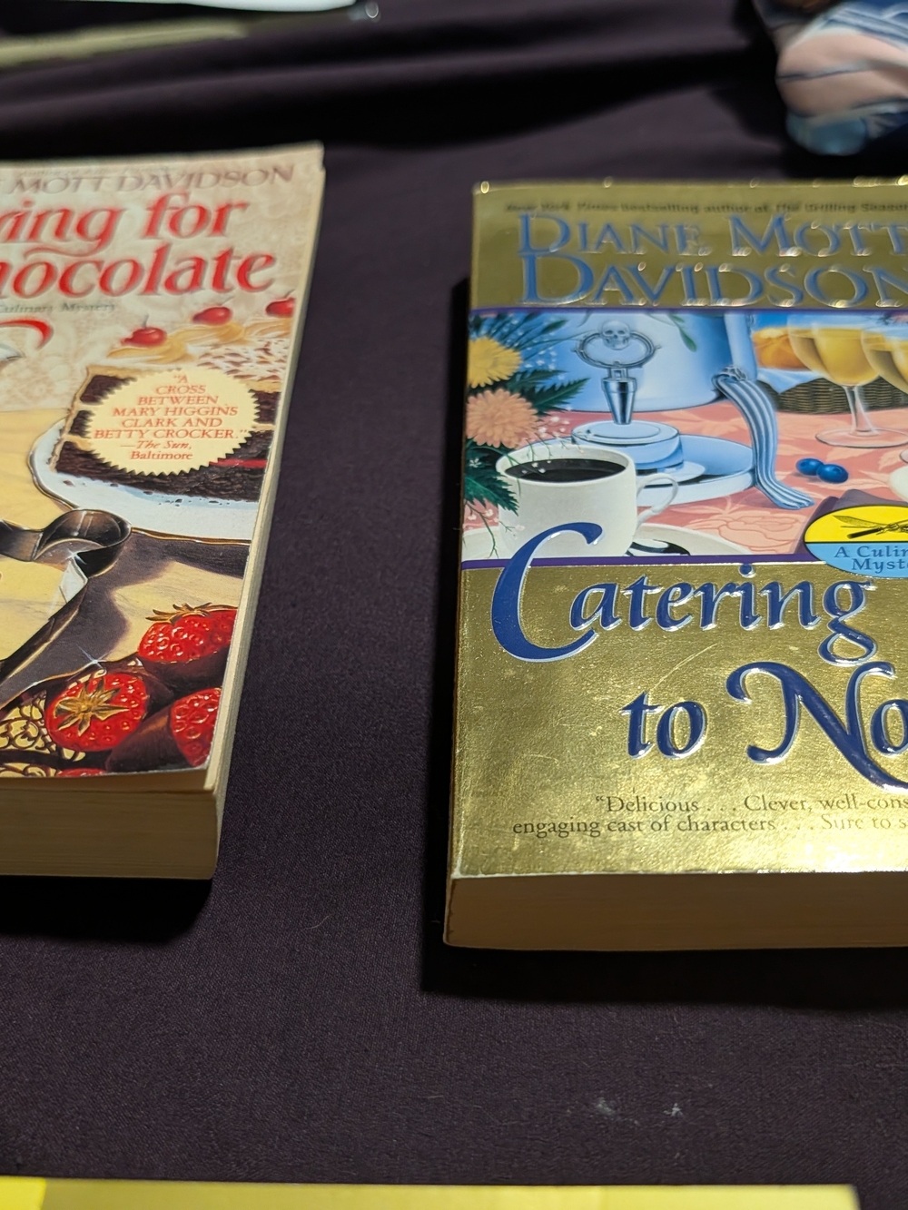 Lot of 6 Diane Mott Davidson Mass Market Paperbacks - Picture 4 of 7